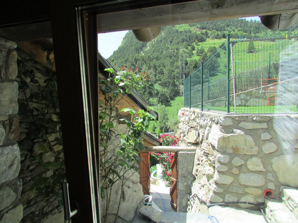 Casa Rural Restaurant Borda Patxeta 카닐료 외부 사진
