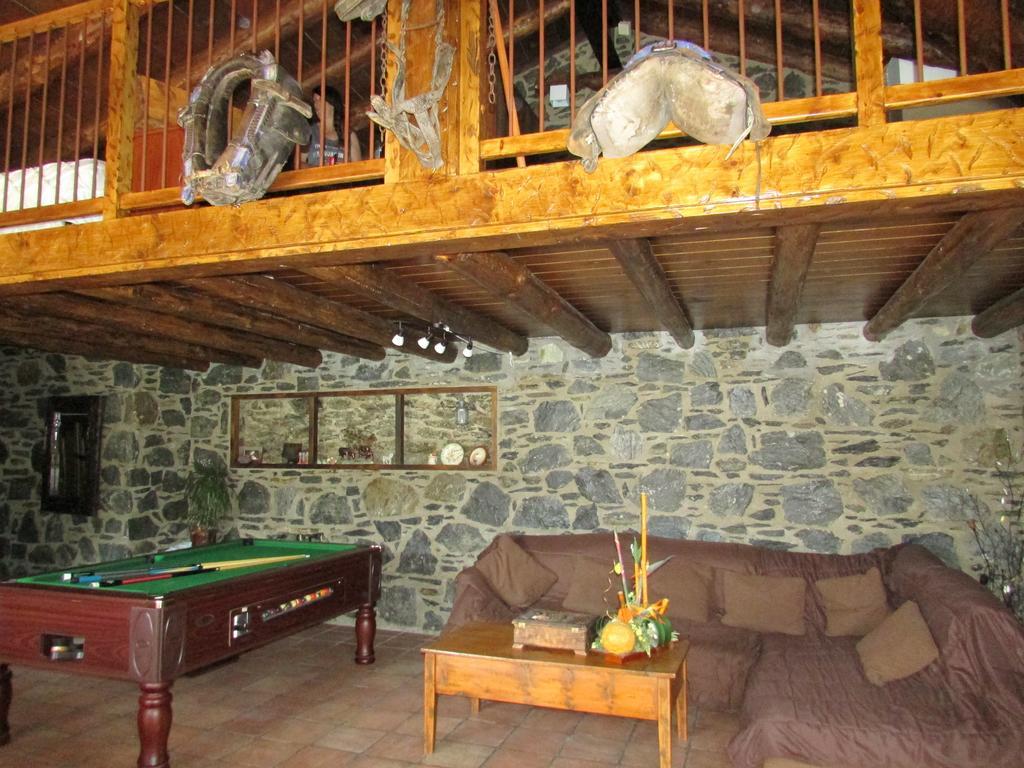 Casa Rural Restaurant Borda Patxeta 카닐료 외부 사진