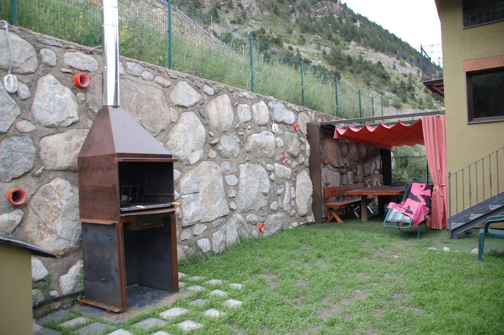 Casa Rural Restaurant Borda Patxeta 카닐료 외부 사진